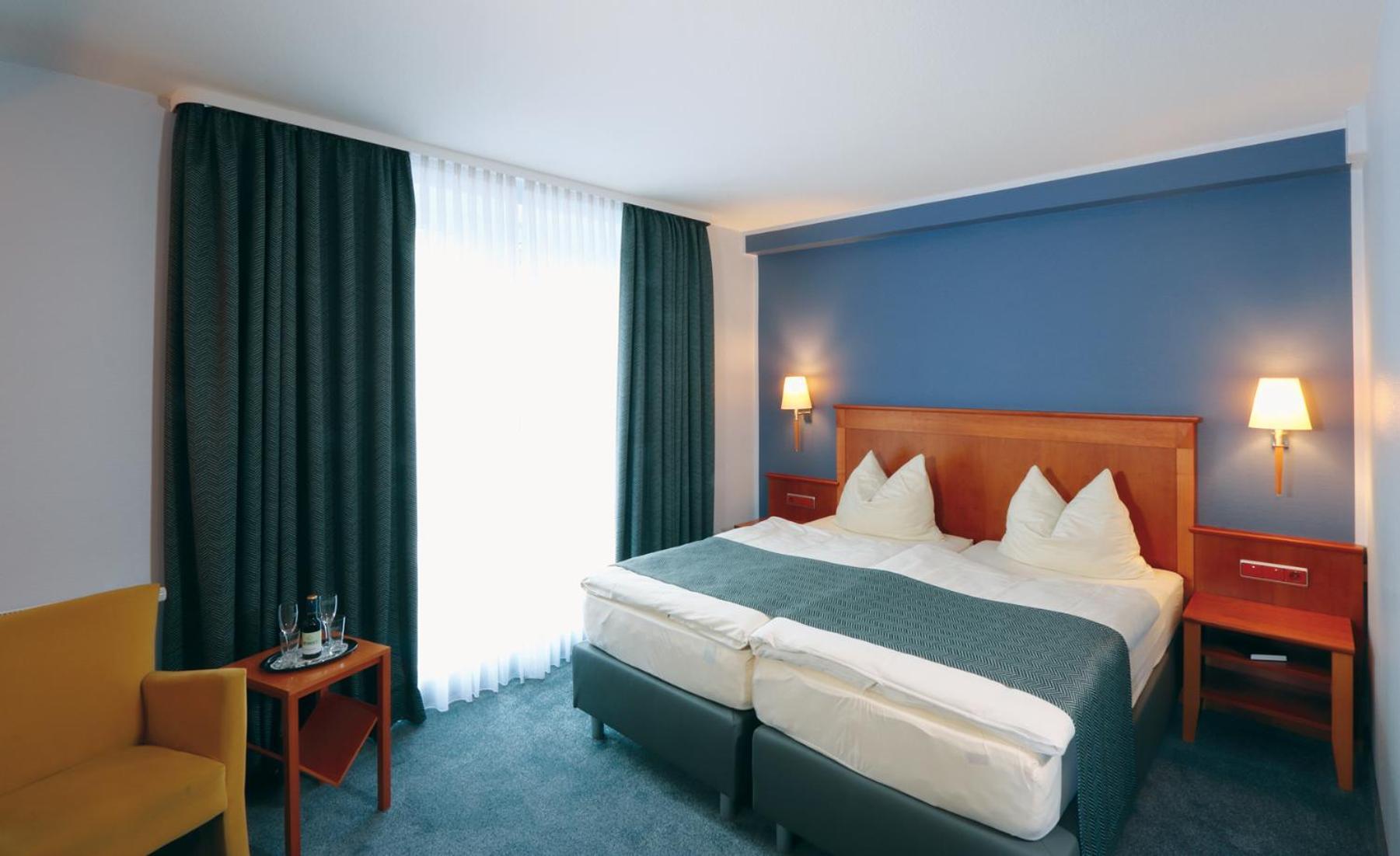Hotel Und Restaurant Eurohof Duisbourg Extérieur photo