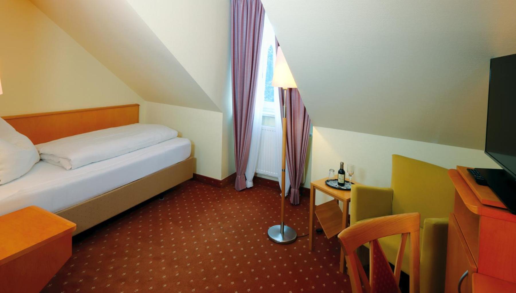 Hotel Und Restaurant Eurohof Duisbourg Extérieur photo