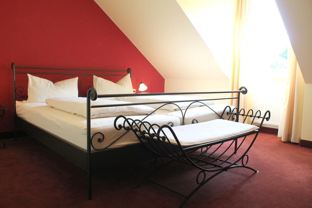 Hotel Und Restaurant Eurohof Duisbourg Extérieur photo