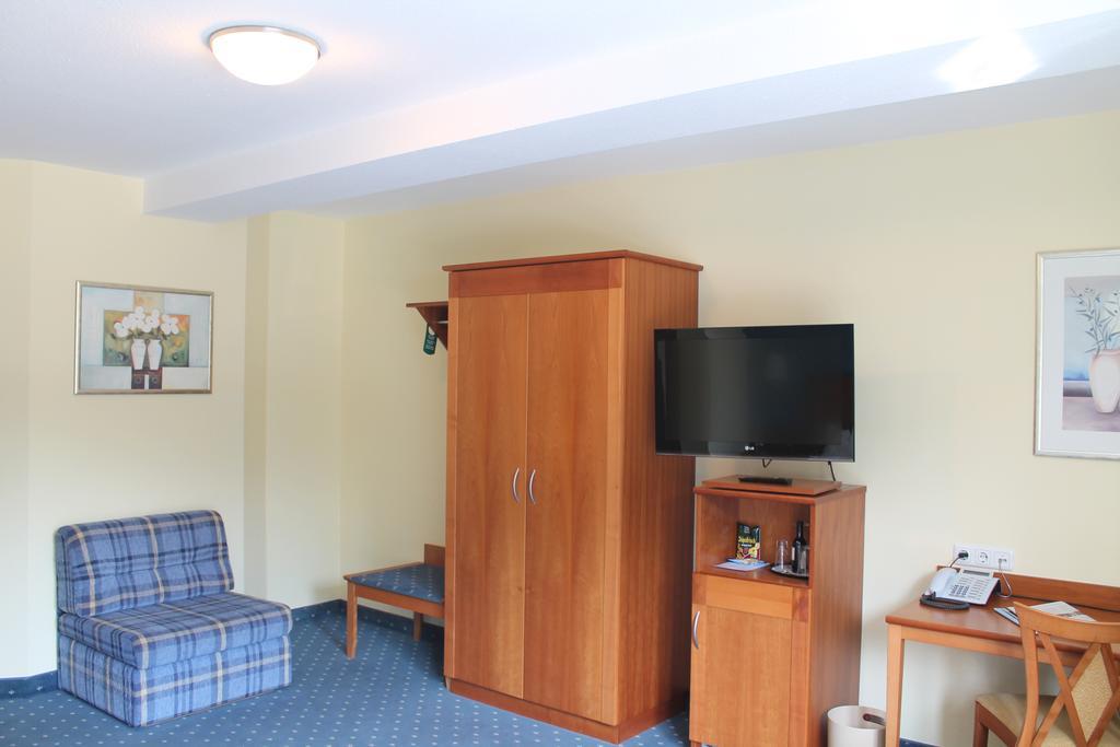 Hotel Und Restaurant Eurohof Duisbourg Extérieur photo